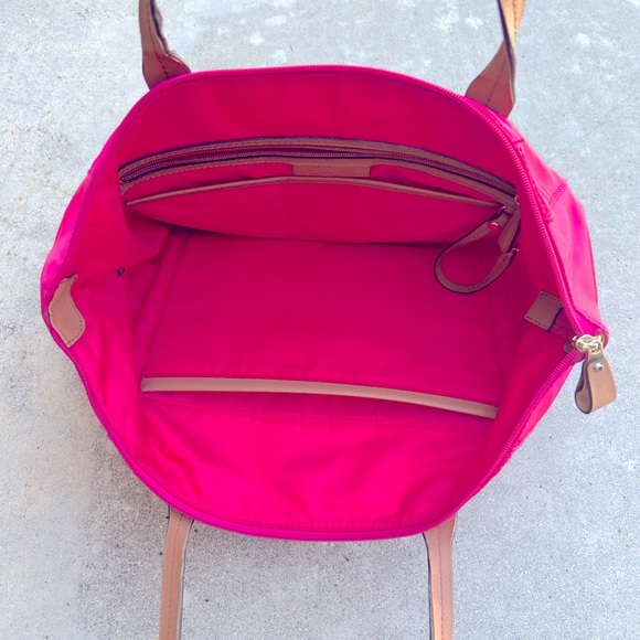 Michael Kors Kelsey Tote in the hottest color of the year! - Picture 4 of 8